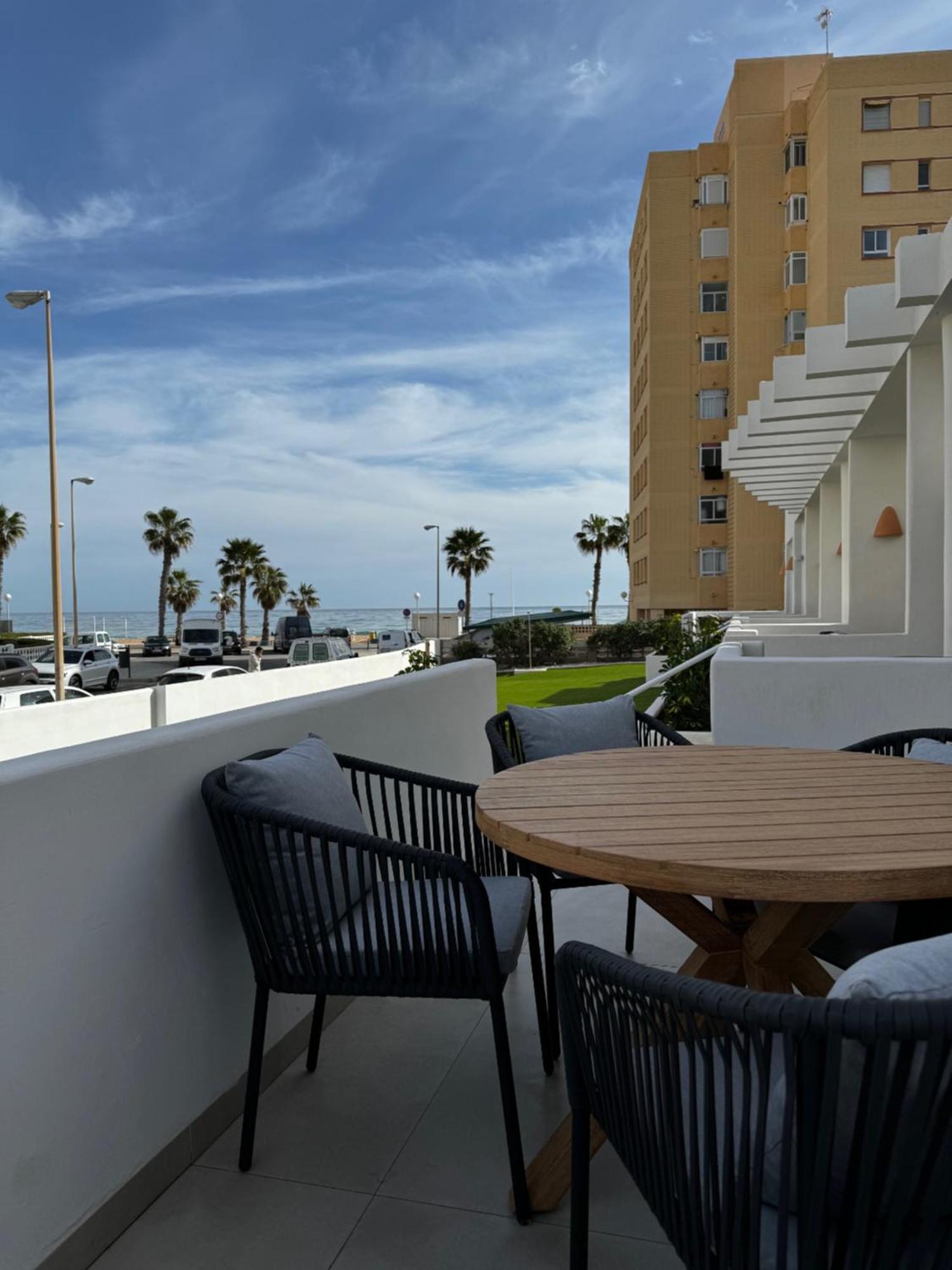 Reyes Catolicos Premium Beach, Playa Urbanova, Alicante Luaran gambar
